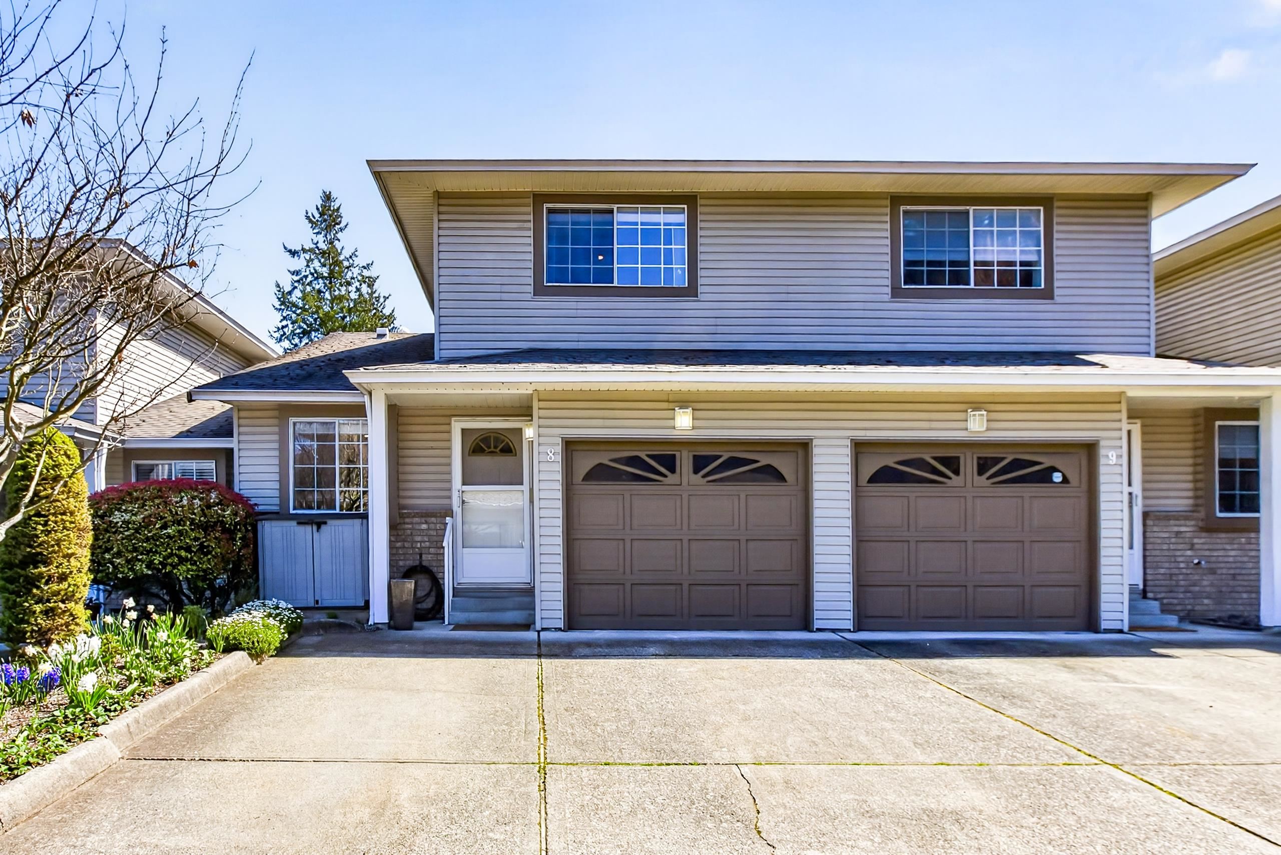 8-19270 119 Avenue, Pitt Meadows, BC, V3Y 2J8