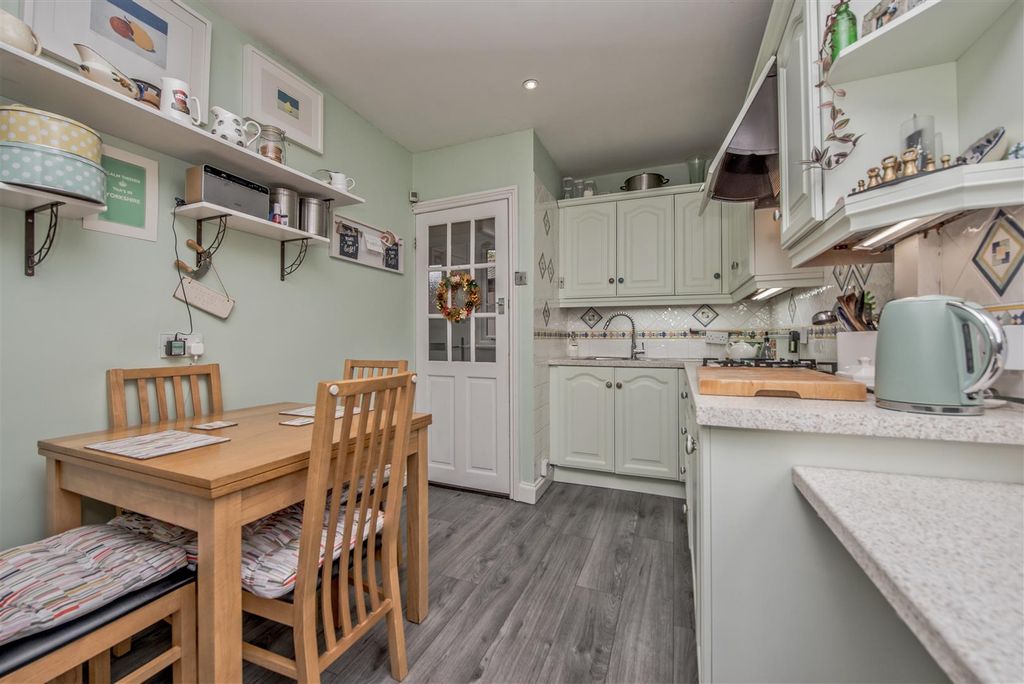 Additional image 3 of 3 bed semi-detached house for saleLeysholme View, Wortley, Leeds LS12