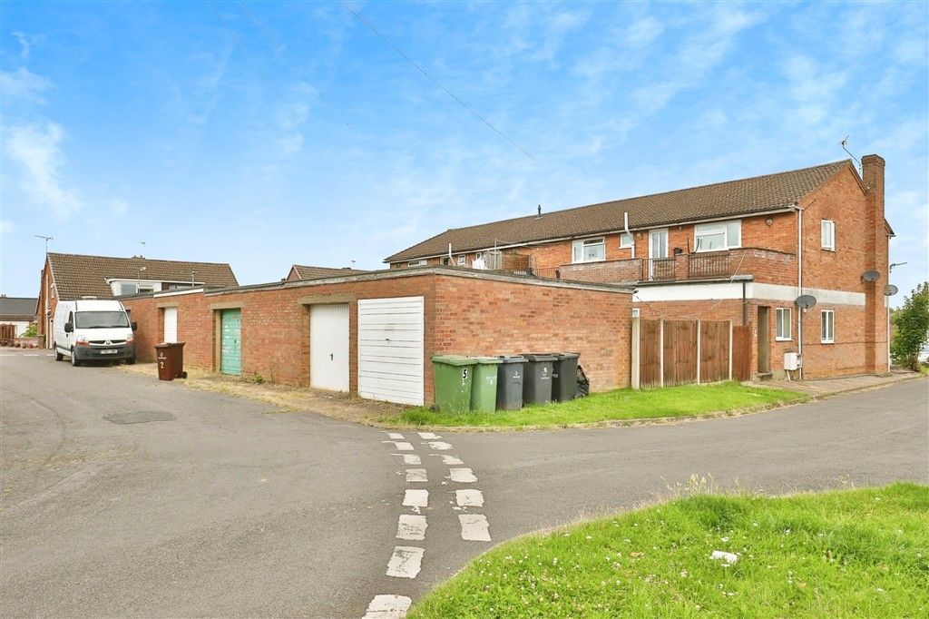 Additional image 4 of 2 bed flat for saleLaburnum Crescent, Dereham NR19