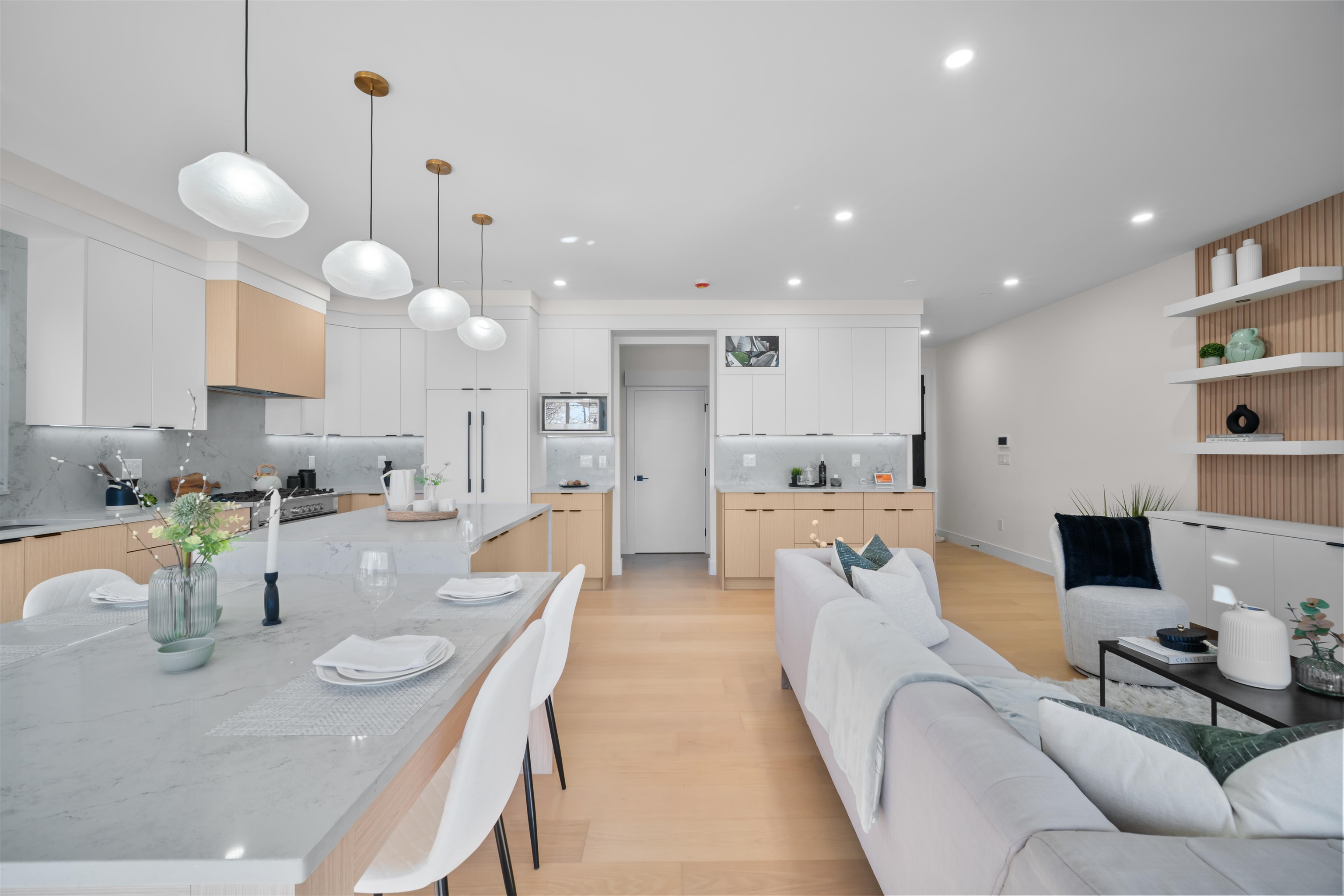 Additional image 4 of 2-3576 Pender Street E, Vancouver, BC, V5K 2E3