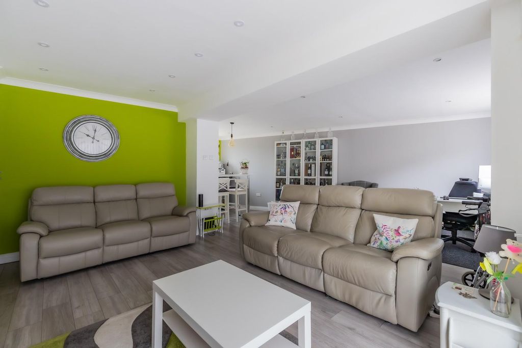 Additional image 11 of 4 bed semi-detached house for saleSolva Avenue, Cardiff CF14