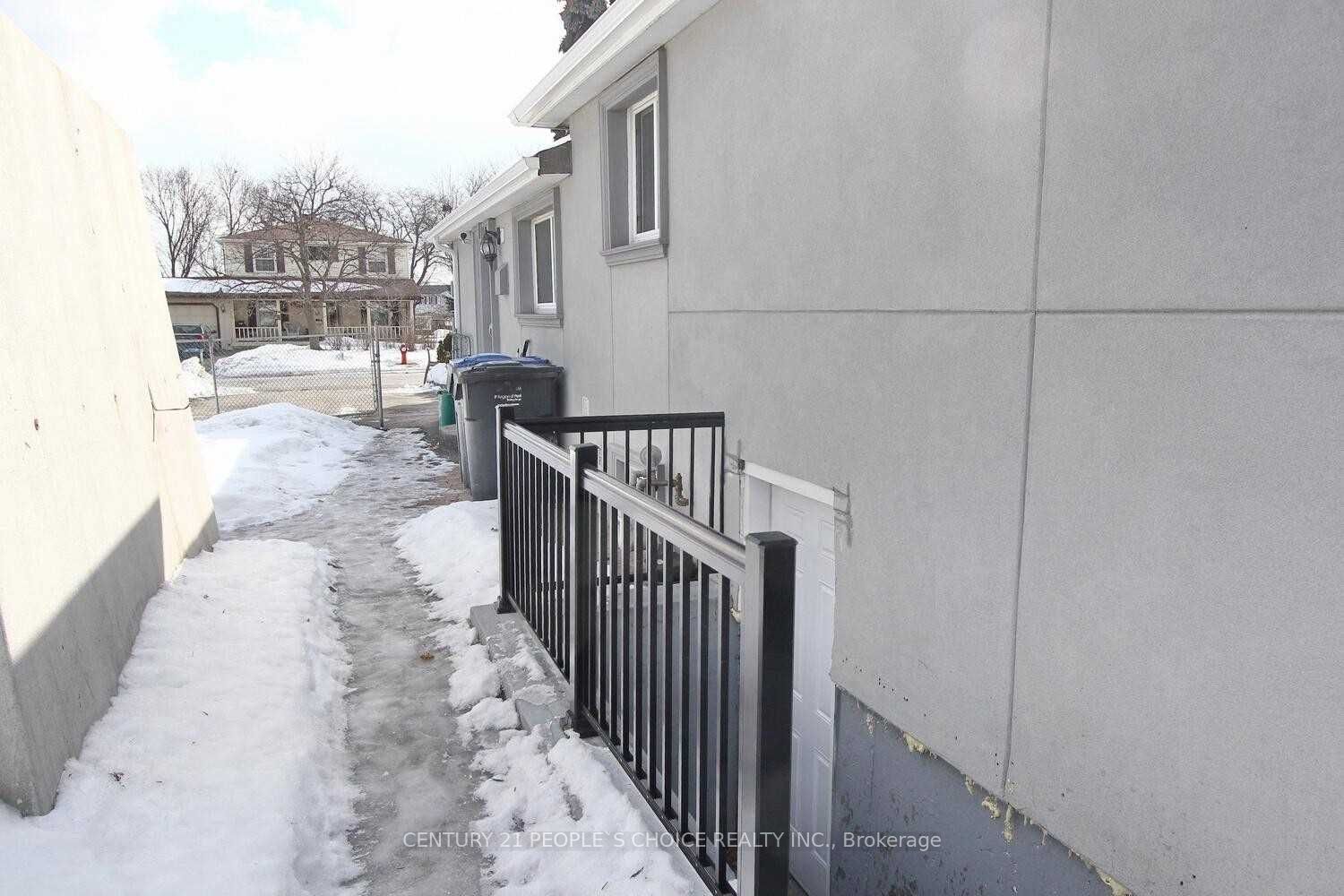 Additional image 3 of 83 Fallingdale Crescent, Brampton, ON, L6T 3J5