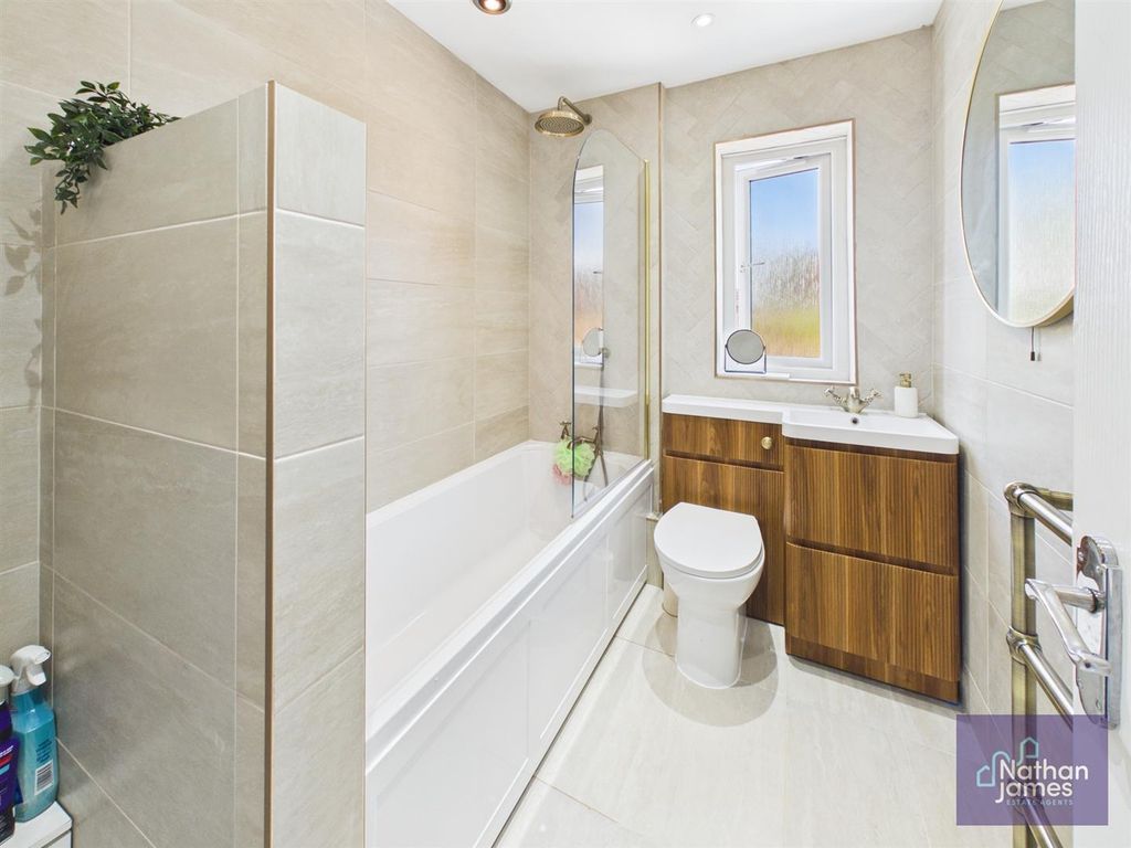 Additional image 18 of 6 bed detached house for saleMartin Close, Rogiet, Caldicot NP26