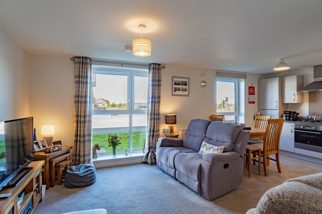 Additional image 5 of 2 bed flat for saleDrummossie Road, Inverness IV2
