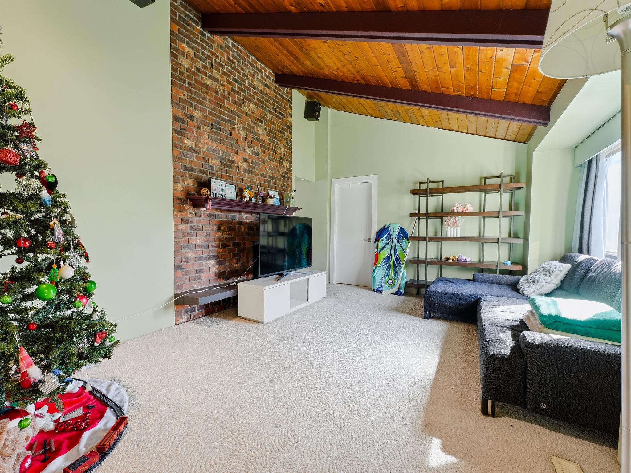 Additional image 3 of 4264 Fitzgerald Avenue, Burnaby, BC, V5G 3R8