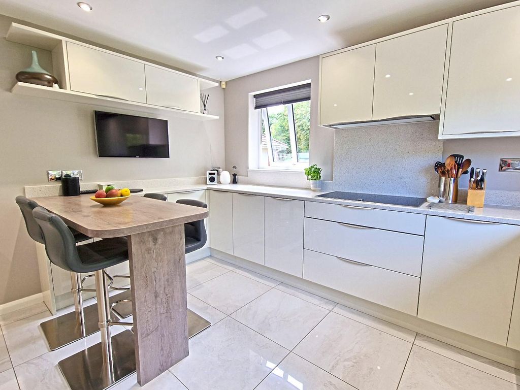 Additional image 11 of 4 bed detached house for salePrimrose Drive, Bicester OX26