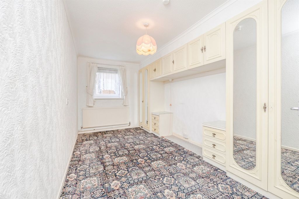 Additional image 6 of 2 bed flat for saleWordsworth Avenue, Roath, Cardiff CF24