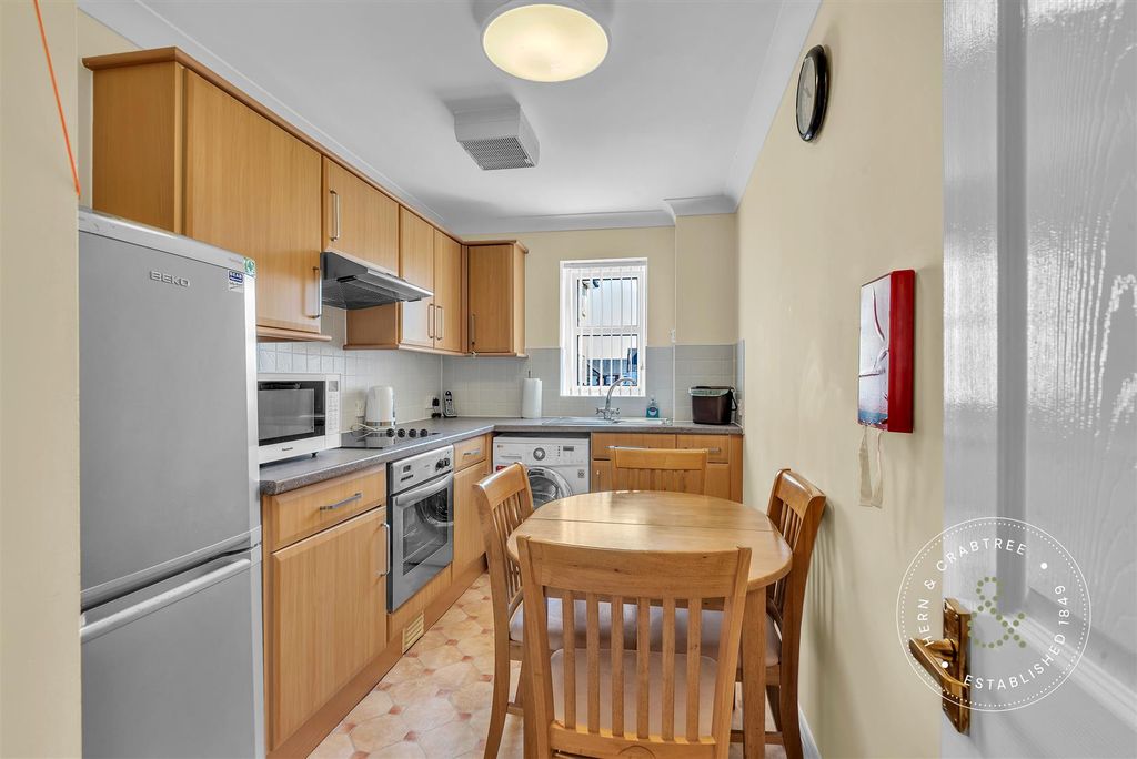 Additional image 5 of 1 bed flat for saleLatteys Close, Cardiff CF14