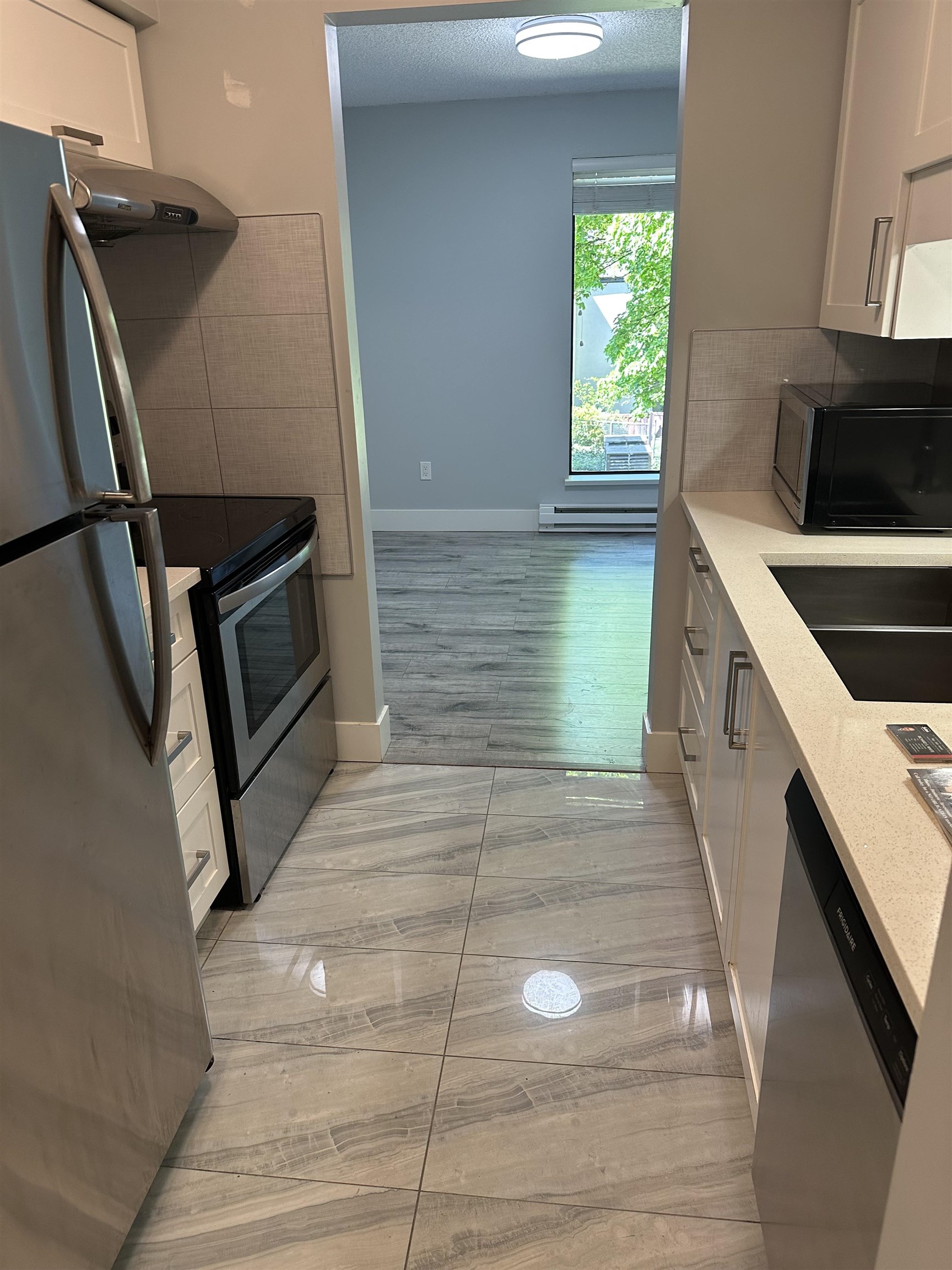 Additional image 3 of 304-365 Ginger Drive, New Westminster, BC, V3L 5L5