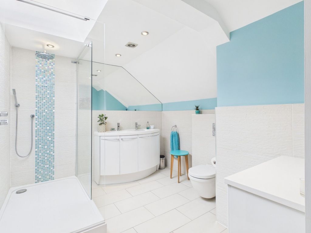 Additional image 7 of 3 bed flat for saleMissenden Road, Amersham, Buckinghamshire HP7