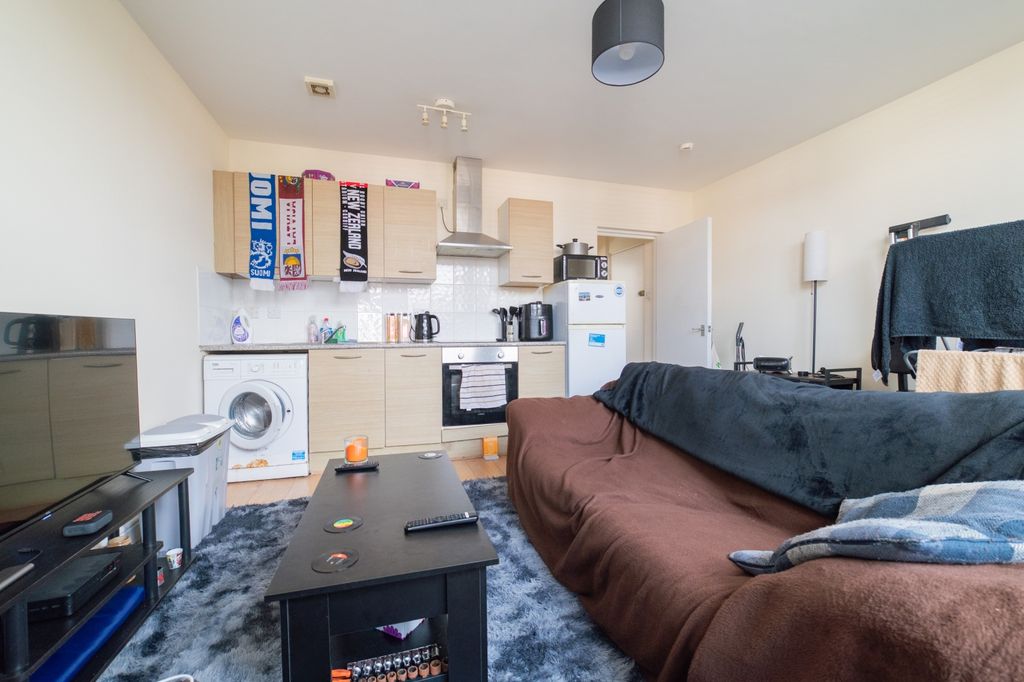 Additional image 13 of 4 bed block of flats for saleWoodville Road, Cathays CF24