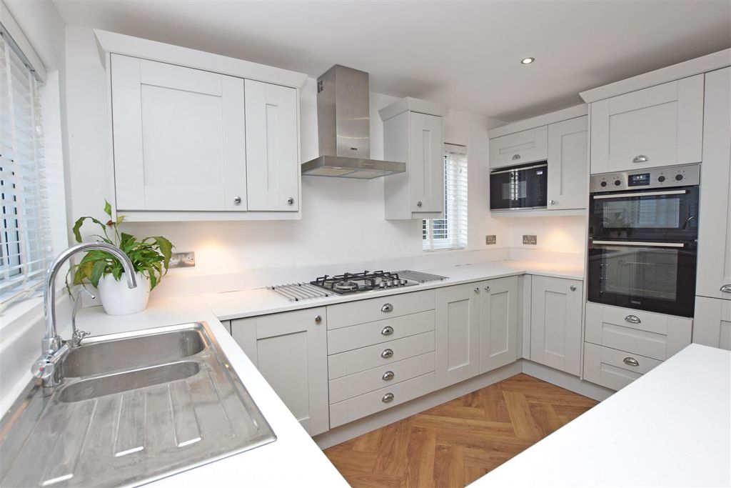 Additional image 7 of 3 bed detached bungalow for salePlas Y Bryn, Abergele, Conwy LL22