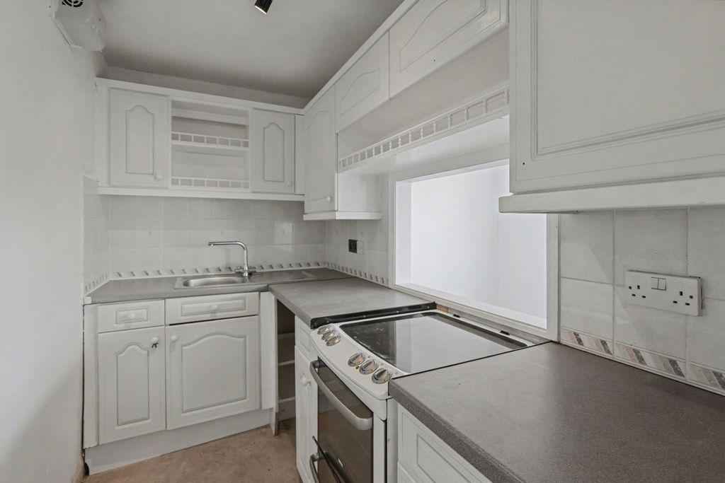 Additional image 4 of 2 bed flat for salePrestleigh Road, Evercreech, Shepton Mallet, Somerset BA4