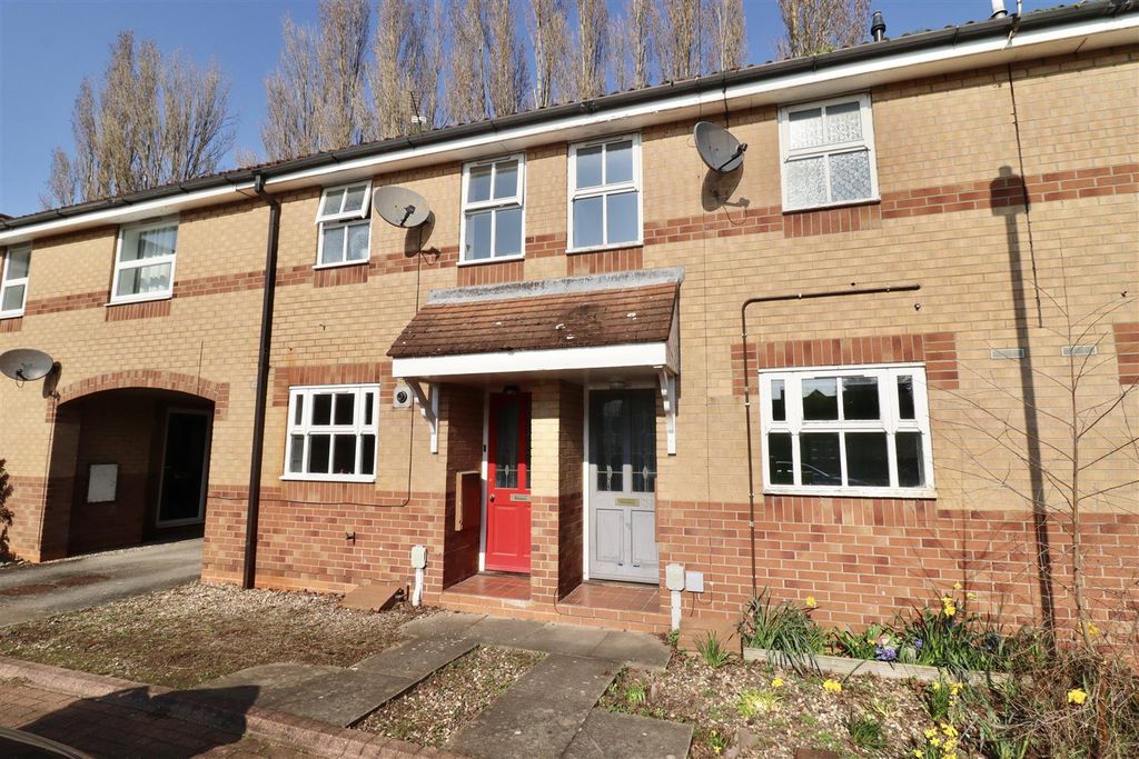 2 bed mews for saleBlackburn Avenue, Brough HU15