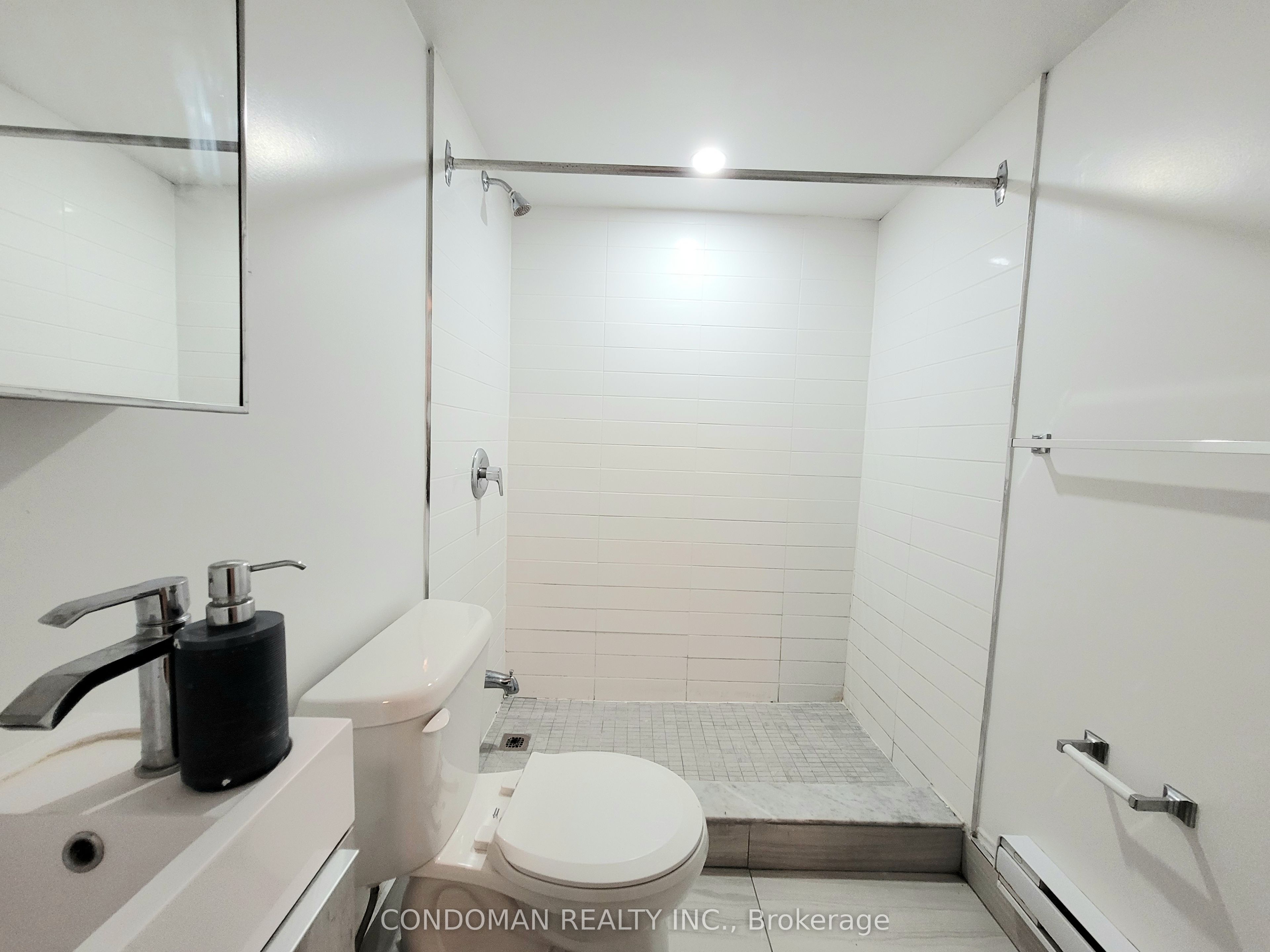 Additional image 5 of 101-1371 King Street W, Toronto, ON, M6K 1H4