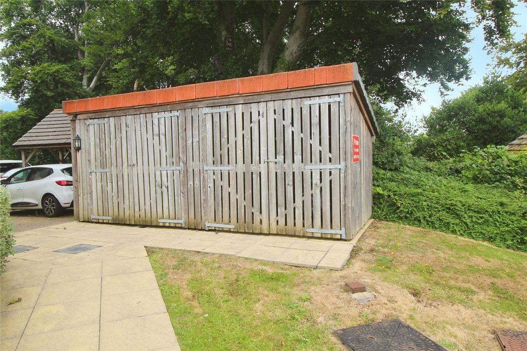 Additional image 10 of 2 bed flat for saleBelvoir Road, Bideford, Devon EX39