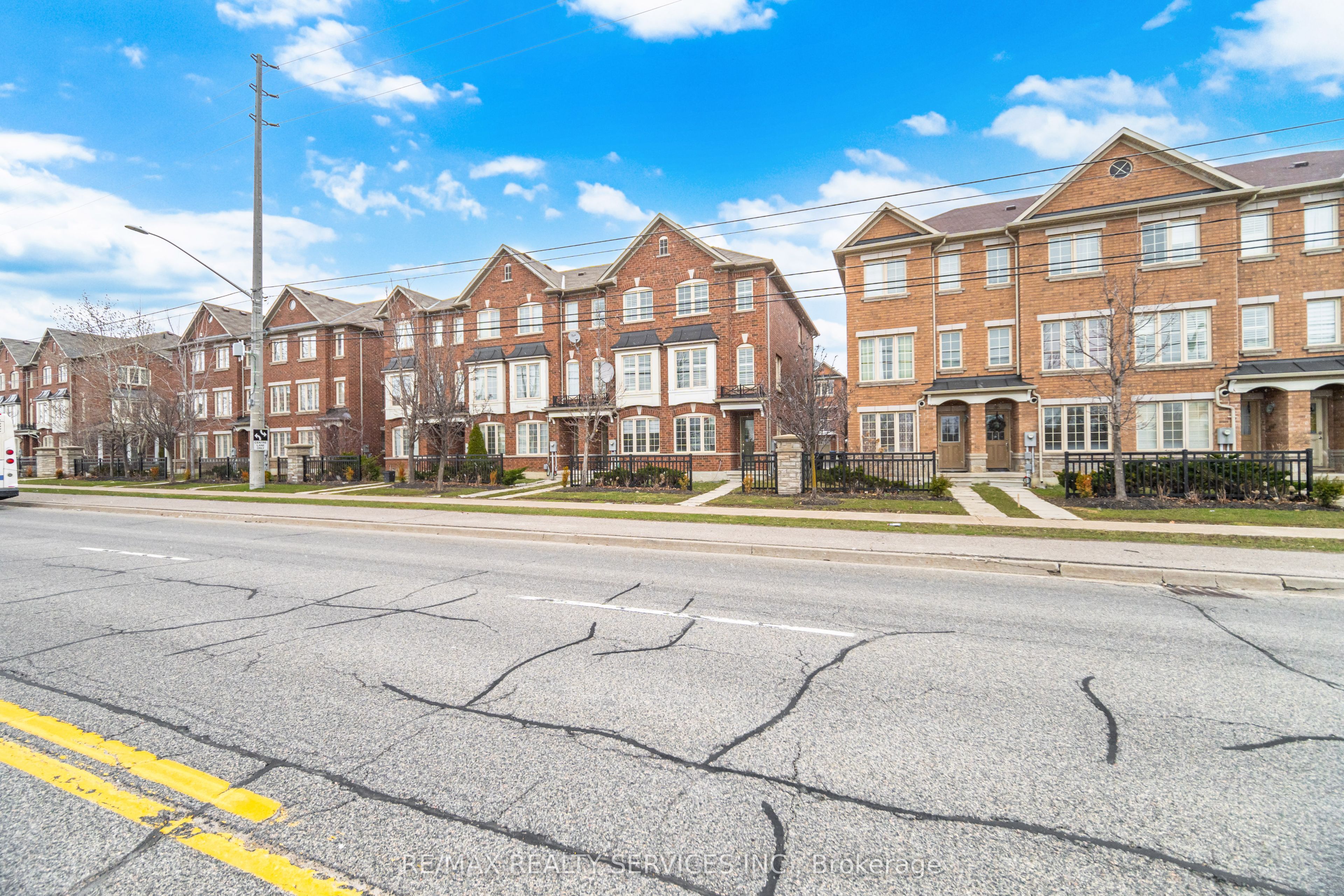 Additional image 5 of 30 Peach Drive W, Brampton, ON, L6R 0W5