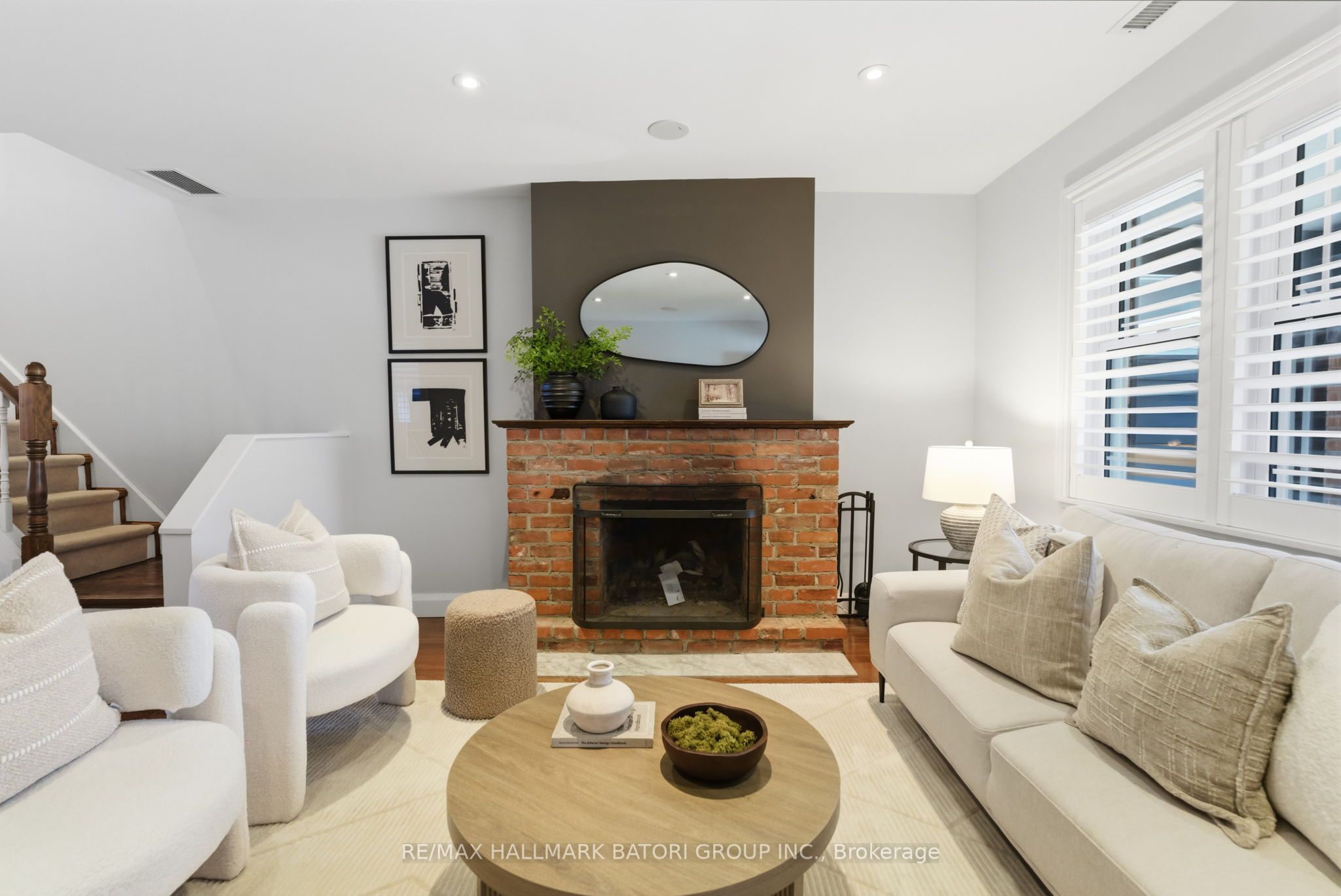 Additional image 2 of 261 Castlefield Avenue, Toronto, ON, M4R 1G6