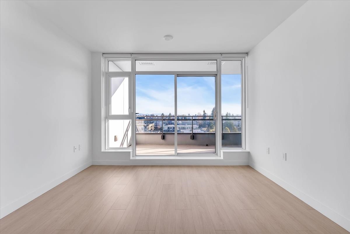 Additional image 3 of 1212-13675 107a Avenue, Surrey, BC, V3T 0X3