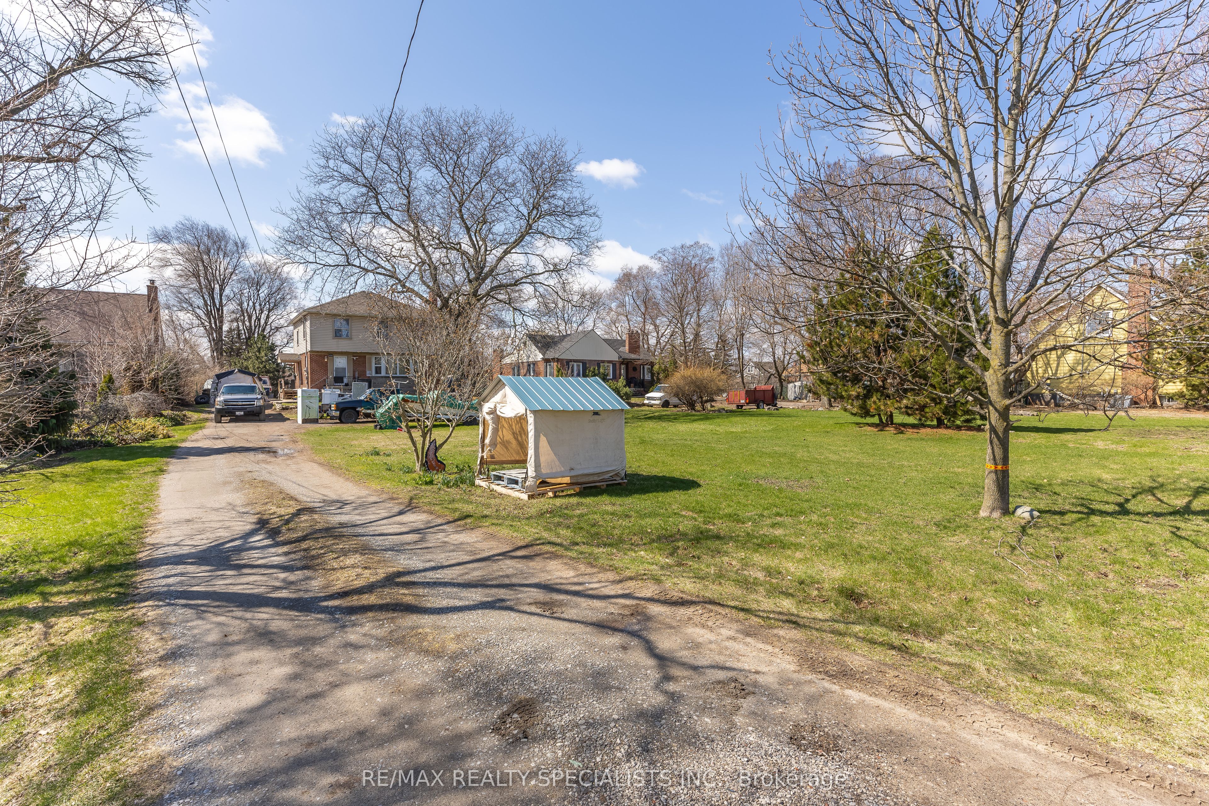 970 Concession Street, Hamilton, ON, L8T 1A1