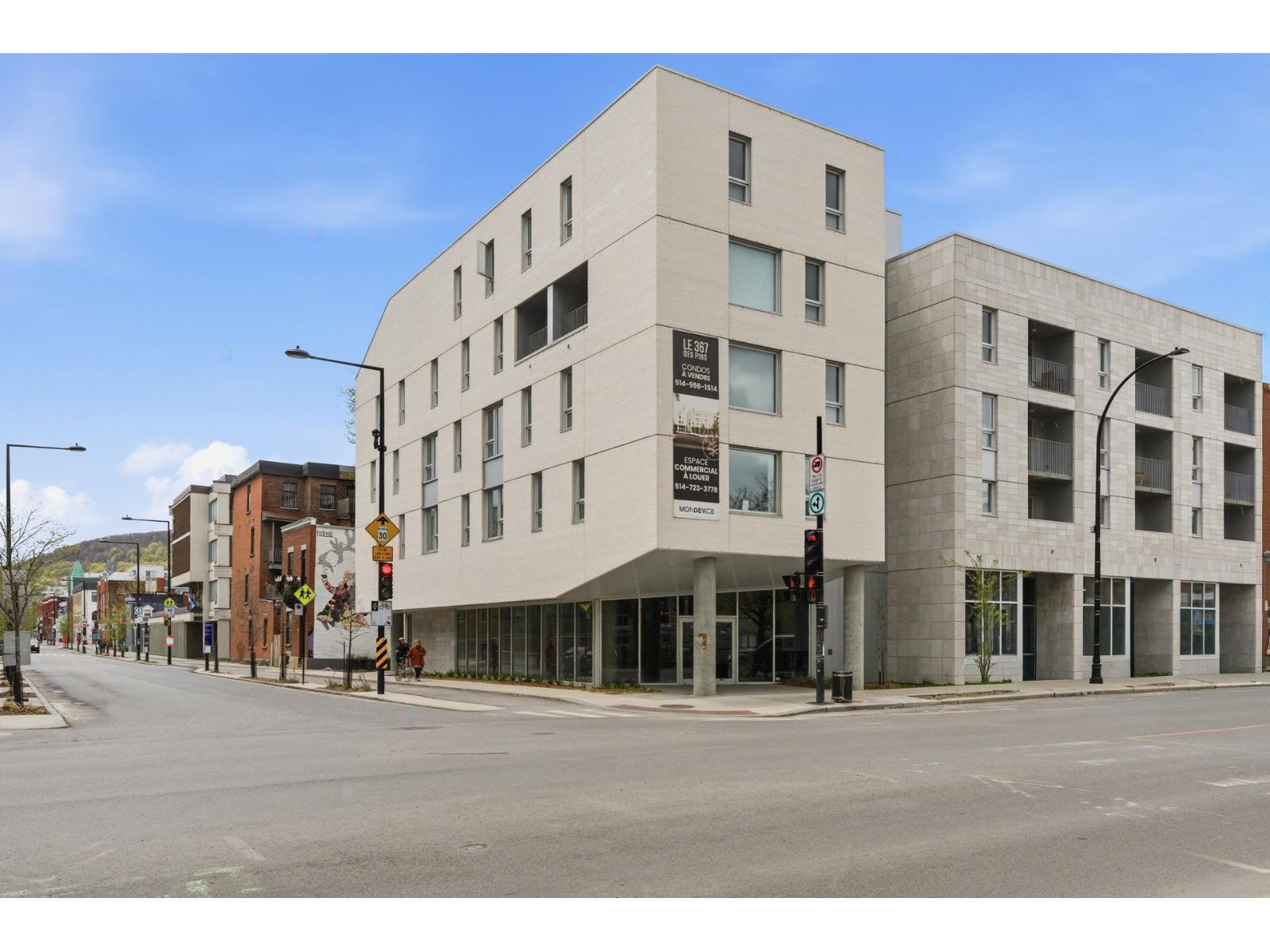 367 Av. des Pins E.