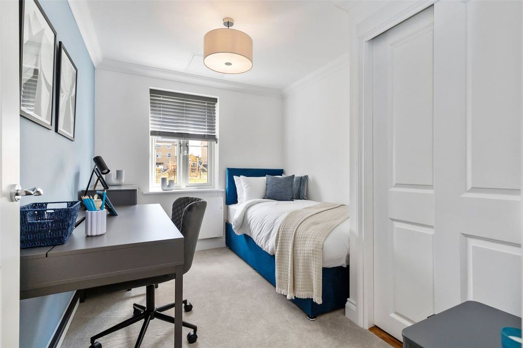 Additional image 6 of 2 bed flat for saleLoddon Rise, Beccles Road, Loddon, Norwich NR14