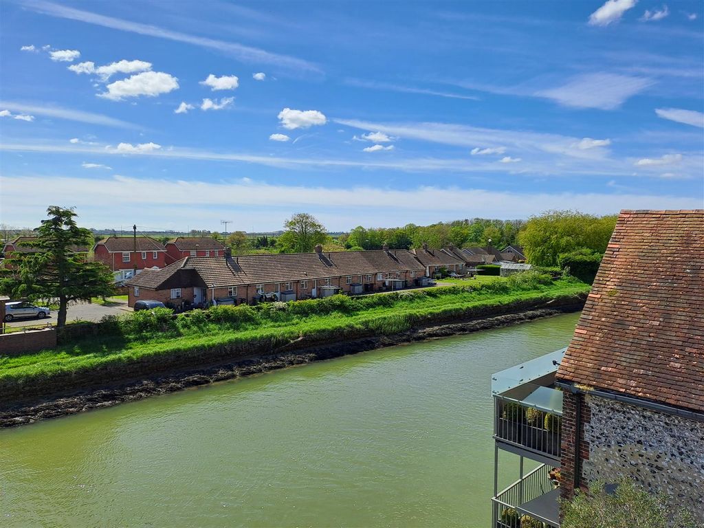 Additional image 10 of 2 bed flat for saleThe Old Slipway, River Road, Arundel BN18