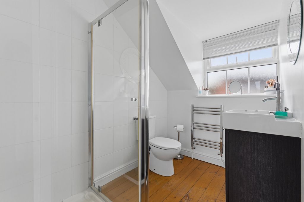Additional image 19 of 4 bed semi-detached house for saleWhatton Road, Kegworth DE74