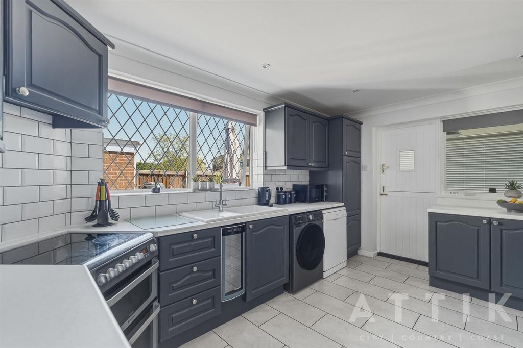 Additional image 14 of 4 bed detached bungalow for saleSt. Michaels Way, Wenhaston, Halesworth IP19