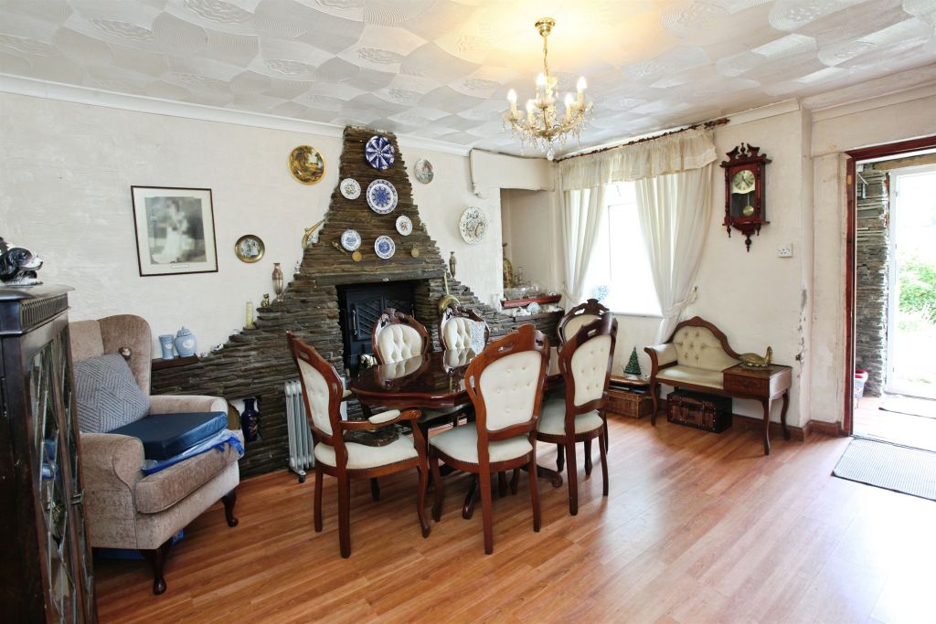 Additional image 5 of 3 bed semi-detached house for saleCefn Road Upper, Deri, Bargoed CF81