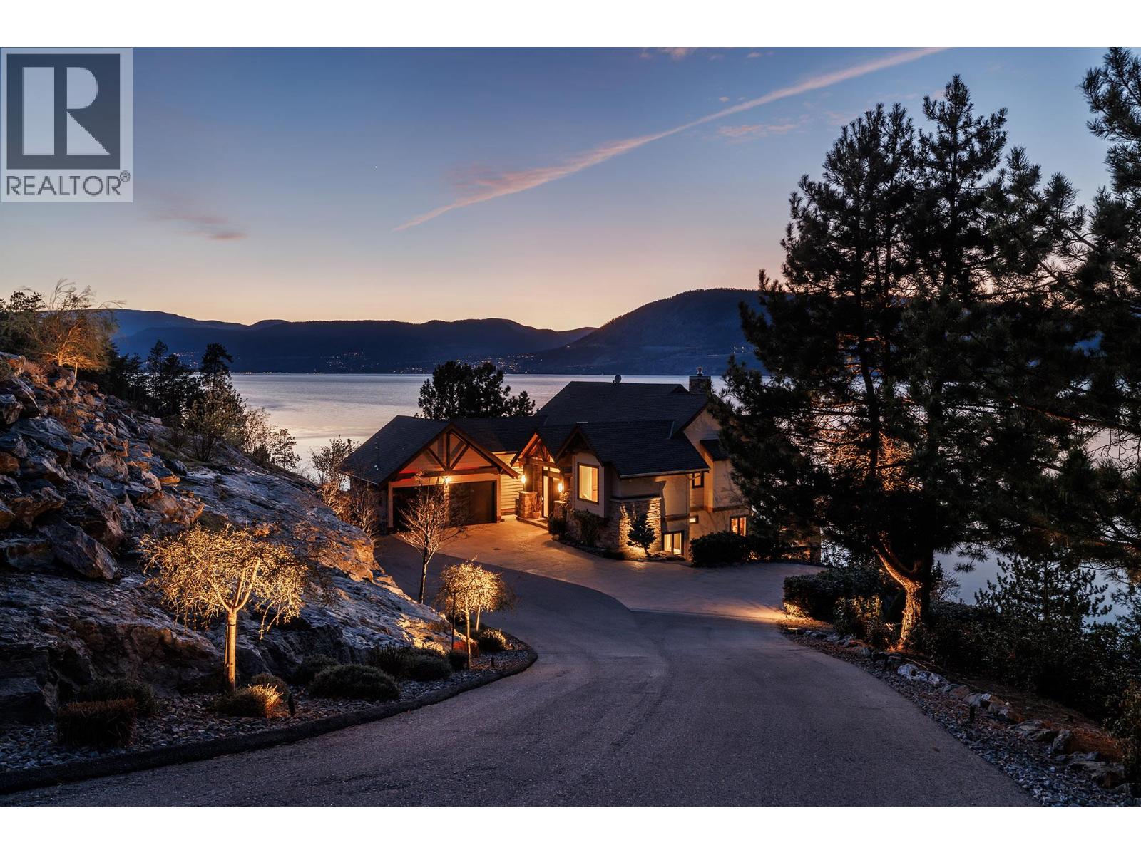 6850 Lakeshore Road, Kelowna, BC, V1W4J5