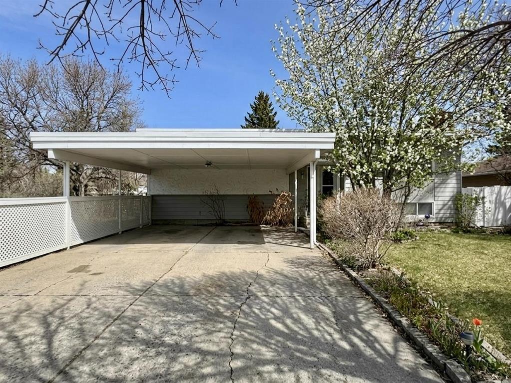 Additional image 2 of 2409 20 Street N, Lethbridge, AB, T1H 4T9