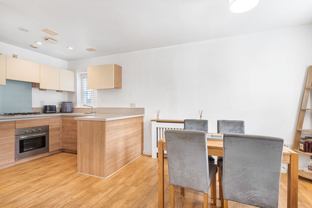 2 bed flat for saleTalehangers Close, Bexleyheath DA6 photo 5