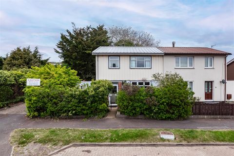 Deerhurst Crescent, Portsmouth PO6