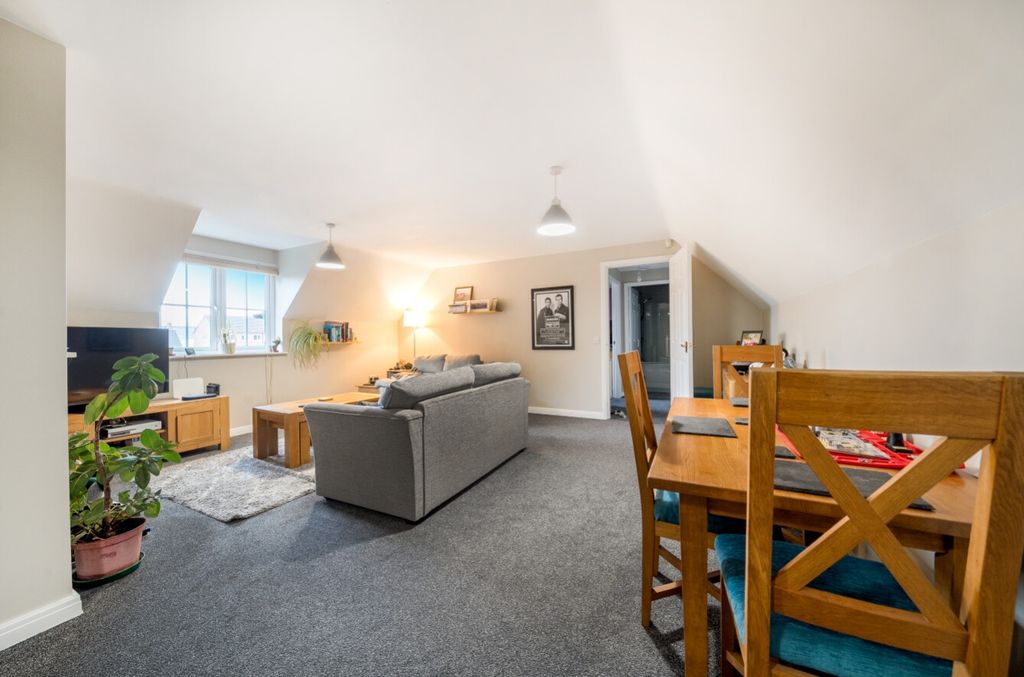 1 bed flat for salePalin Drive, Spalding, Lincolnshire PE11 photo 5