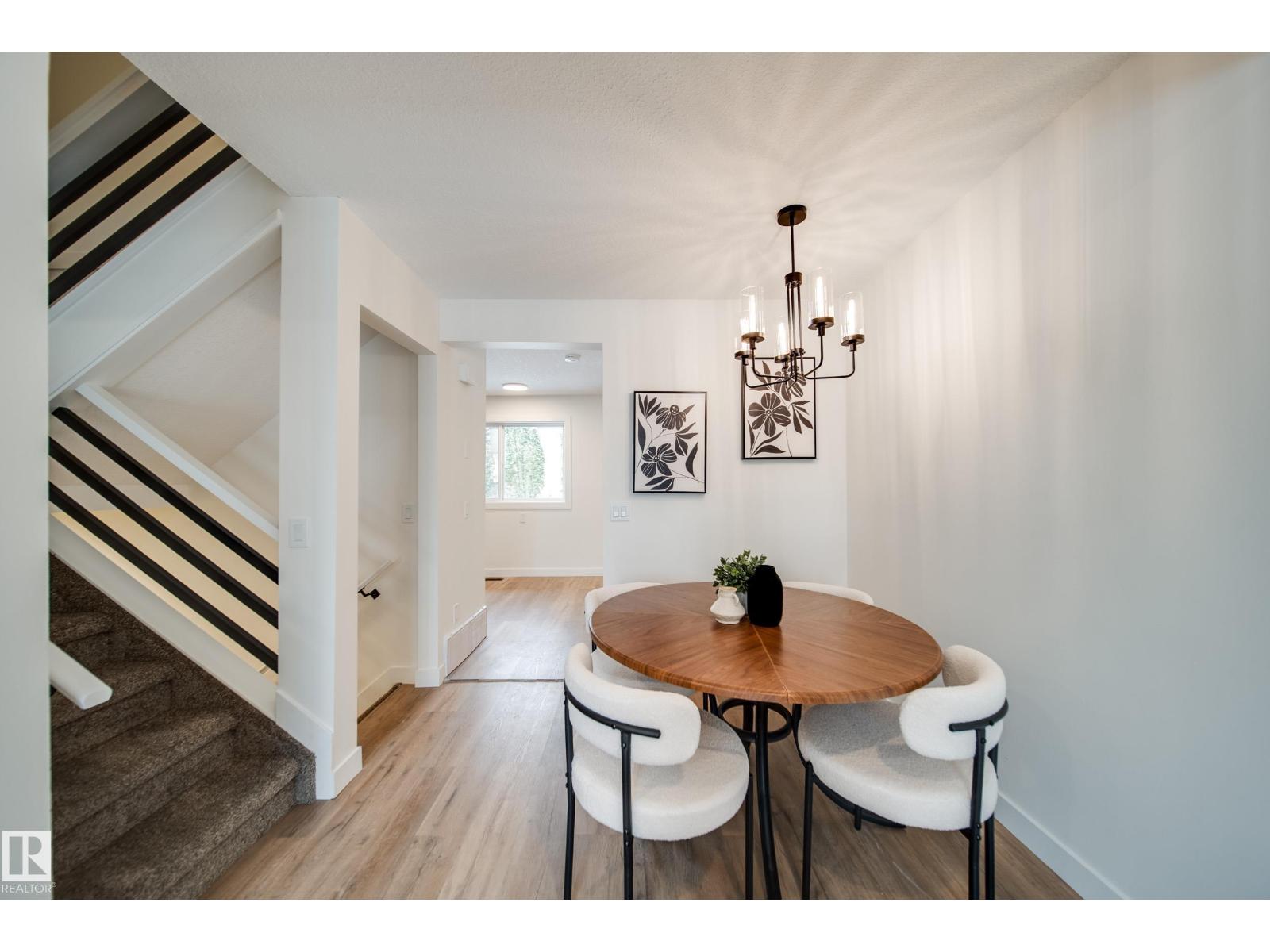 Additional image 5 of 125 Woodborough Way NW, Edmonton, AB, T5Y1N2