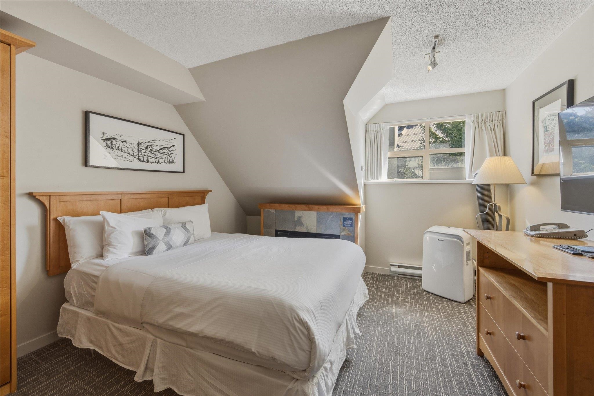 Additional image 3 of 4402-4295 Blackcomb Way, Whistler, BC, V8E 0X2