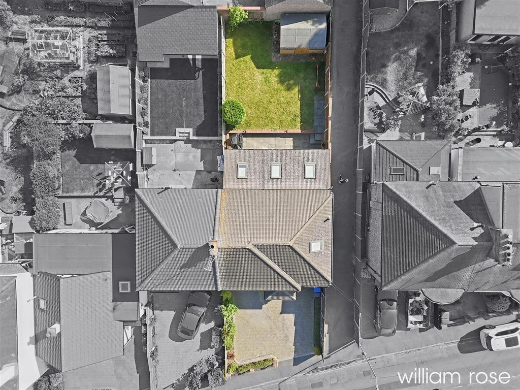 Additional image 26 of 4 bed semi-detached house for saleWestbury Lane, Buckhurst Hill IG9
