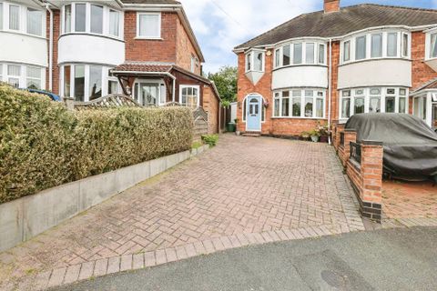 Leavesden Grove, Birmingham B26