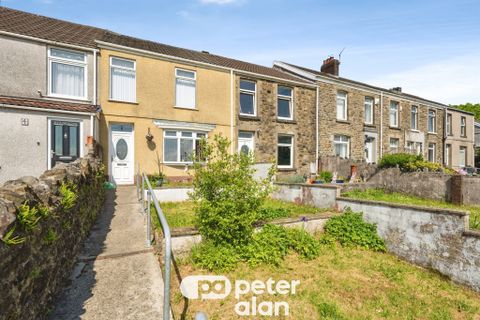 Penfilia Terrace, Brynhyfryd, Swansea SA5