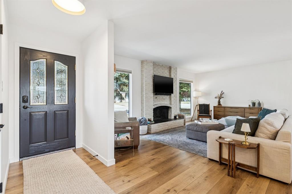 Additional image 3 of 931 Parkwood Drive SE, Calgary, AB, T2J 3W9