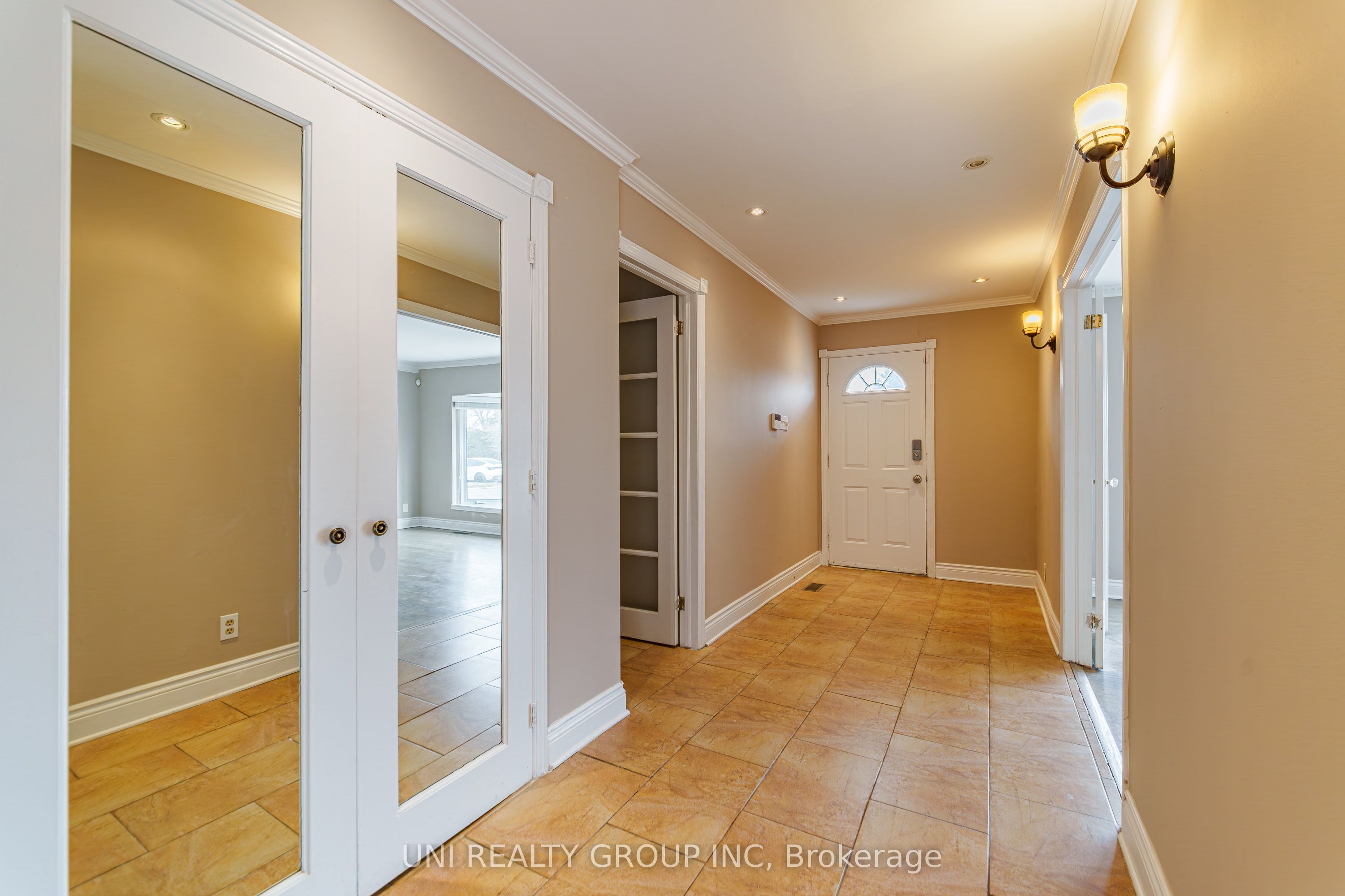 Additional image 4 of 17 Forest Park Avenue, Ottawa, ON, K2E 5A2