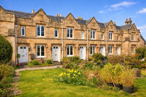 St. Stephens Place, Bath BA1