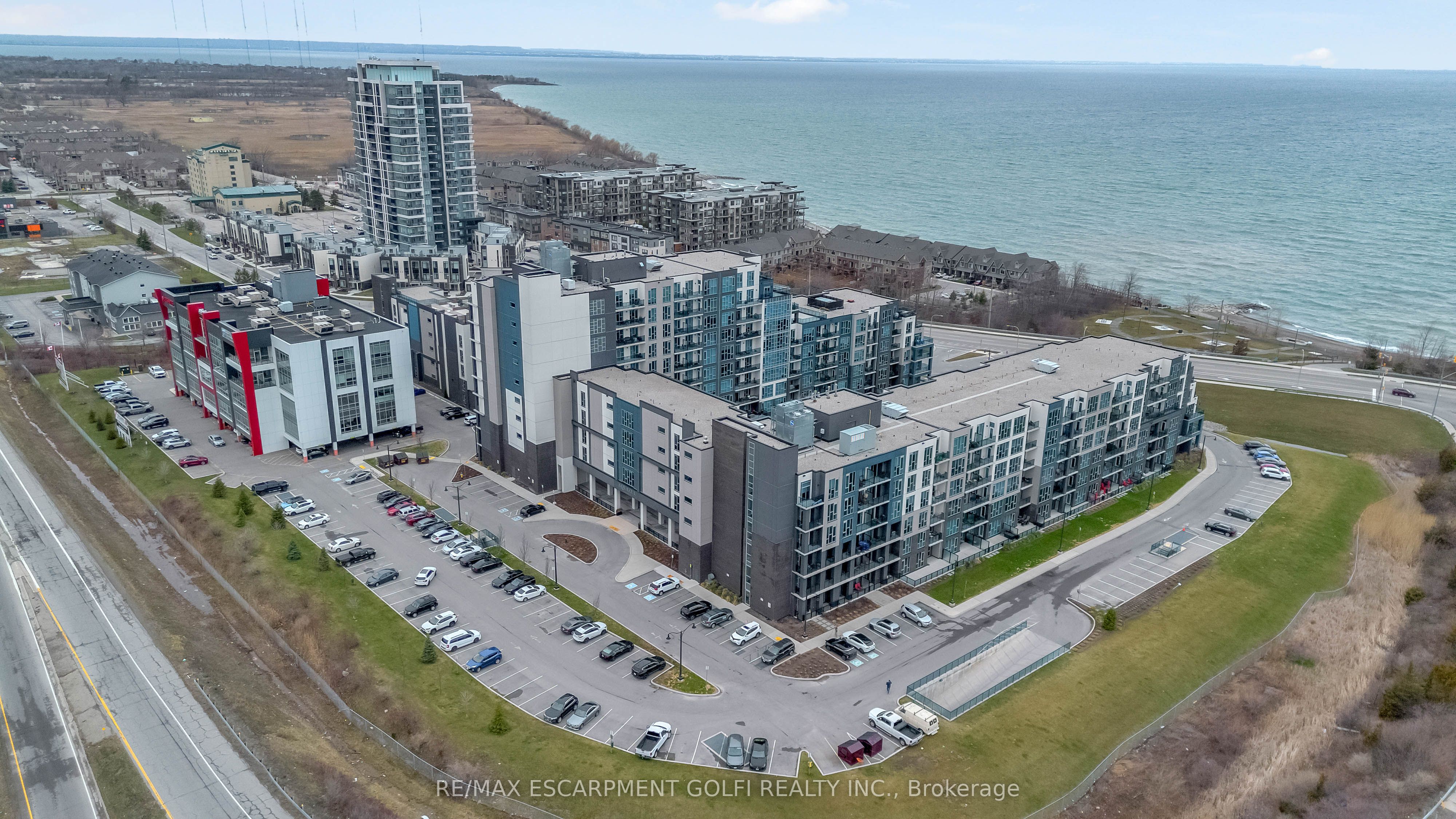 Additional image 3 of 317-16 Concord Place, Grimsby, ON, L3M 4E8