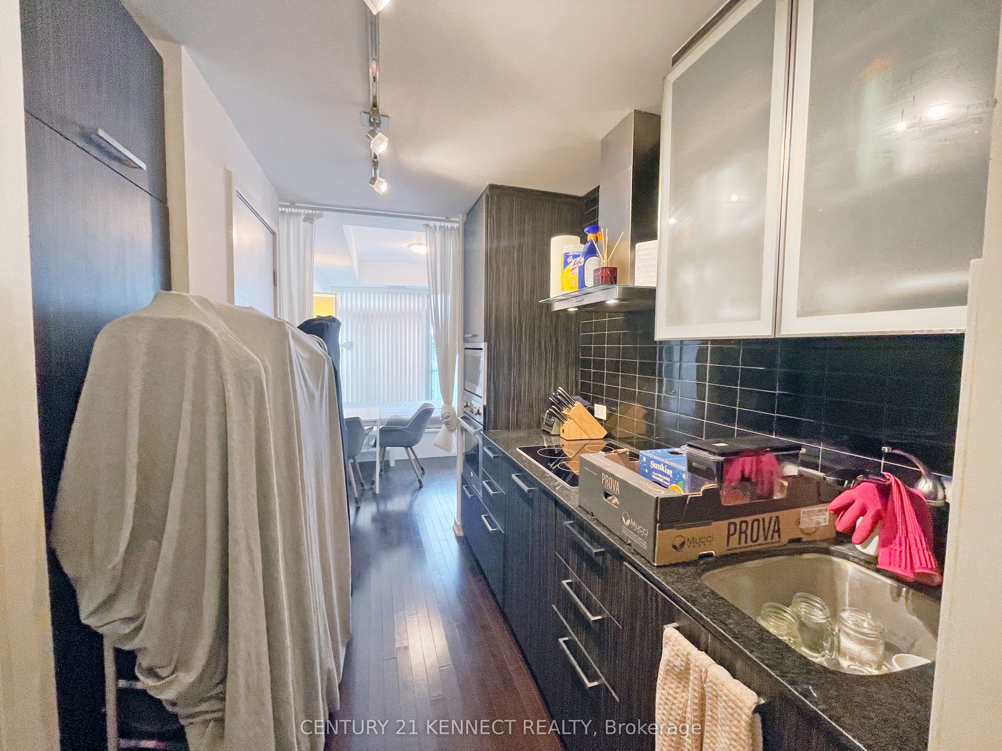 Additional image 6 of 4802-14 York Street, Toronto, ON, M5J 2Z2