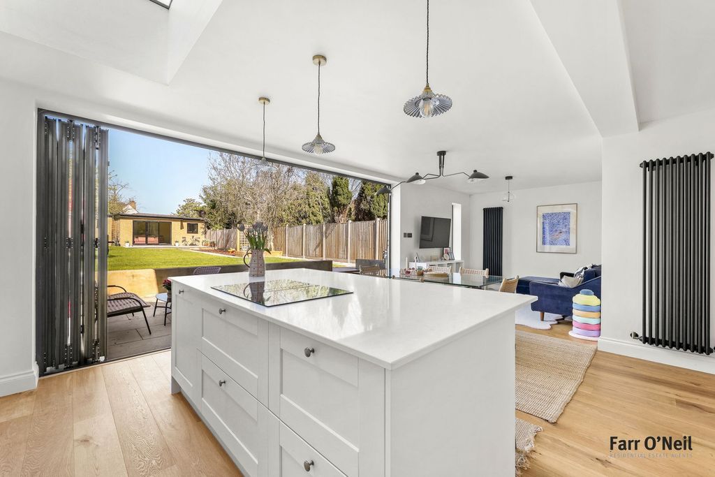 Additional image 14 of 4 bed semi-detached house for saleRoding Lane, Buckhurst Hill IG9