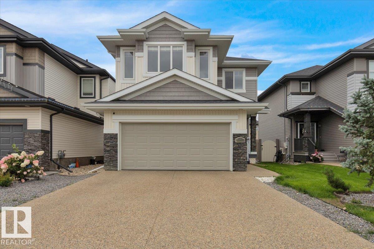 20517 98a Avenue NW, Edmonton, AB, T5T4V8