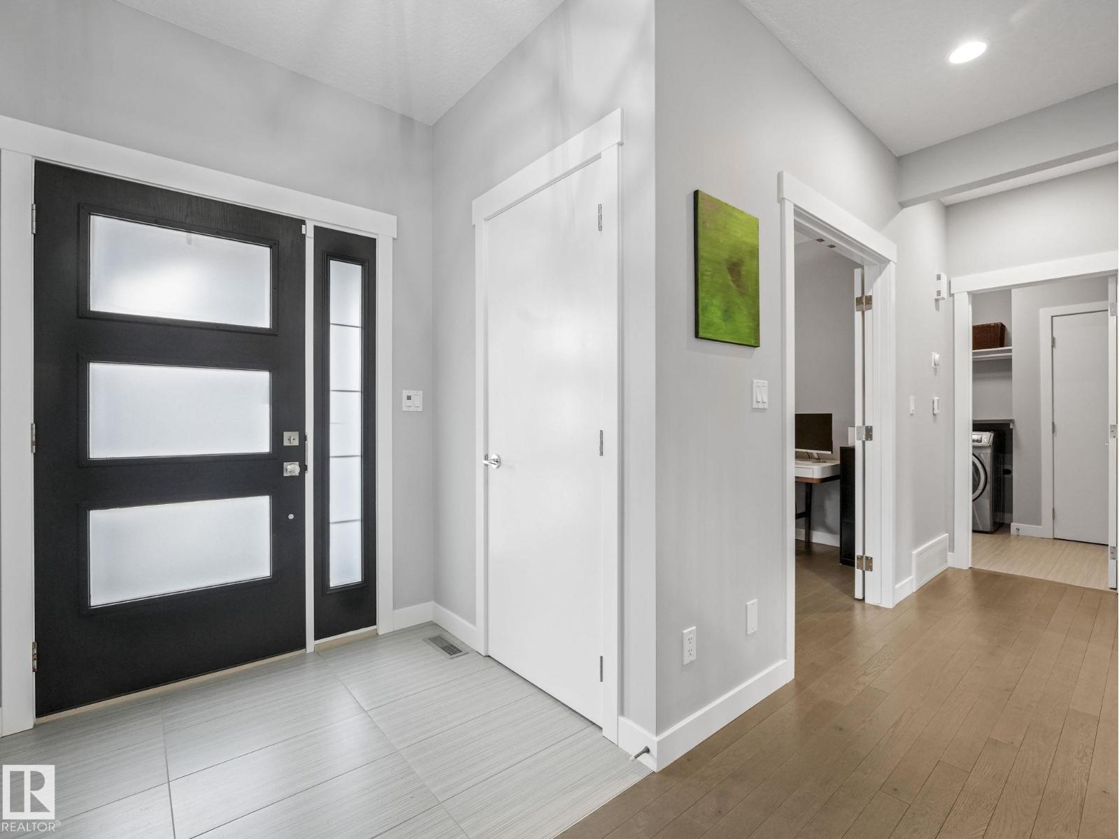 Additional image 4 of 5921 Edmonds Crescent NW, Edmonton, AB, T6M0N7
