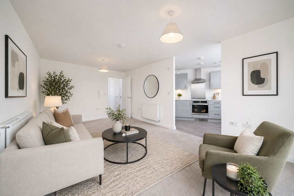 2 bed flat for saleArcadia Park, Berryfields, Aylesbury HP18 photo 2