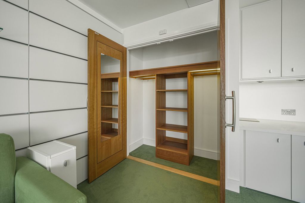 Additional image 18 of 1 bed flat for saleWindsor Esplanade, Cardiff CF10